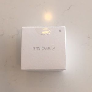 RMS Uncover Up Cream Foundation - 22